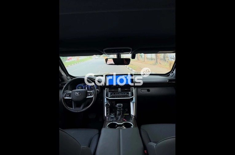 2025 TOYOTA LAND CRUISER BULLETPROOF for sale in Asokoro, FCT - thumbnail 5