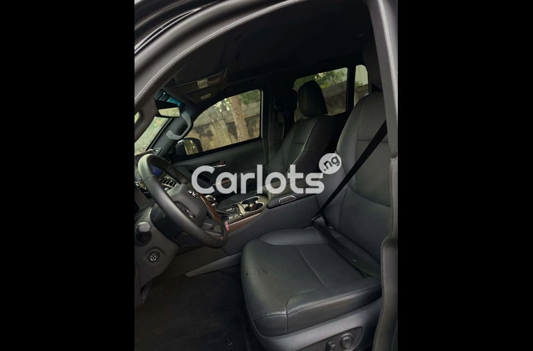 2025 TOYOTA LAND CRUISER BULLETPROOF for sale in Asokoro, FCT - thumbnail 6