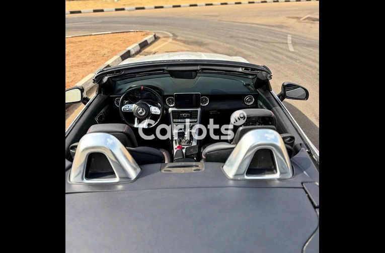 FOREIGN USED 2014 MERCEDES BENZ SLK CONVERTIBLE for sale in Abuja, FCT - photo 5 of 7