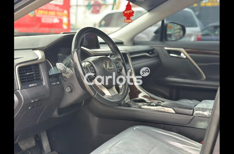 Foreign Used Lexus RX350 2016 for sale in Ewu-Oliwo, Ogun - photo 6 of 7