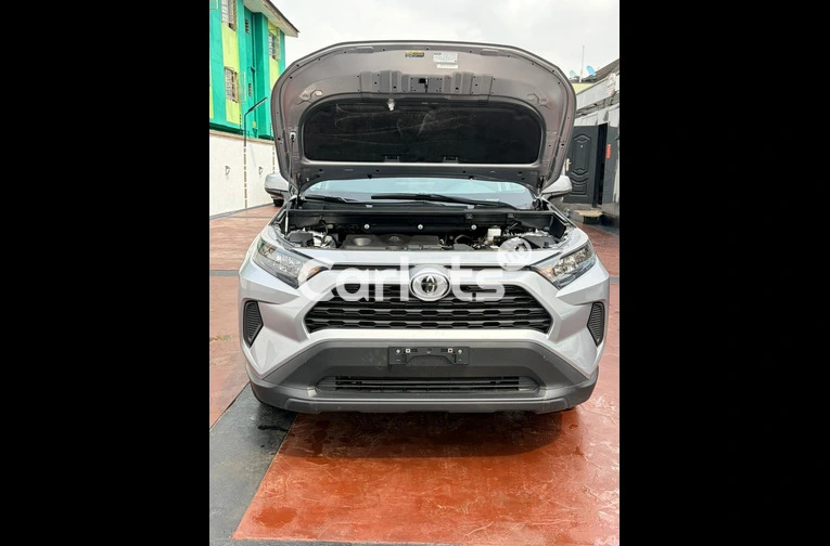Foreign Used Toyota RAV4 2024 for sale in Lagos - photo 5 of 7