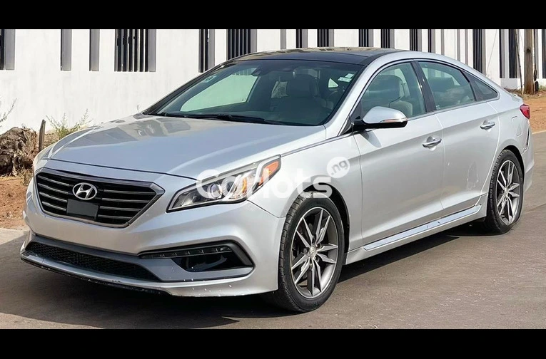 2015 HYUNDAI SONATA SPORT 2.0T FULL OPTION - 1/6