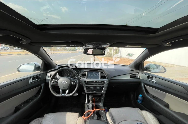2015 HYUNDAI SONATA SPORT 2.0T FULL OPTION for sale in Abuja, FCT - photo 4 of 6