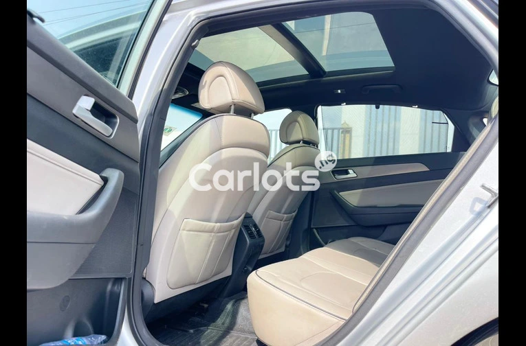 2015 HYUNDAI SONATA SPORT 2.0T FULL OPTION for sale in Abuja, FCT - thumbnail 5