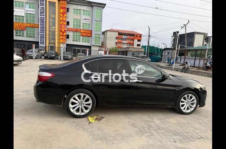 Registered 2014 Honda Accord - 1/7
