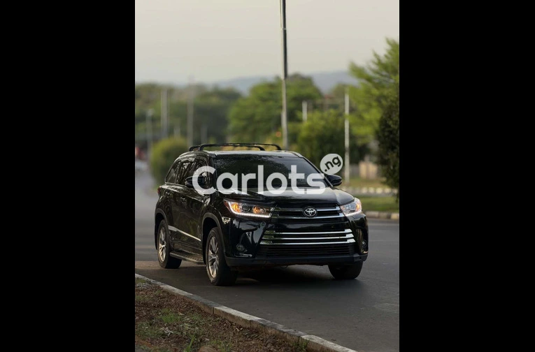 2015 Toyota Highlander XLE Foreign Used for sale in Asokoro, FCT - photo 3 of 7