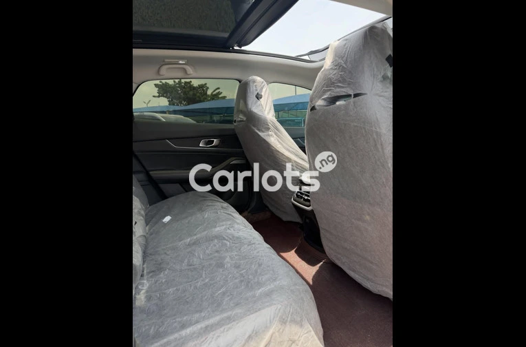 BRAND NEW 2023 Changan UNI-K for sale in Abuja, FCT - photo 4 of 7