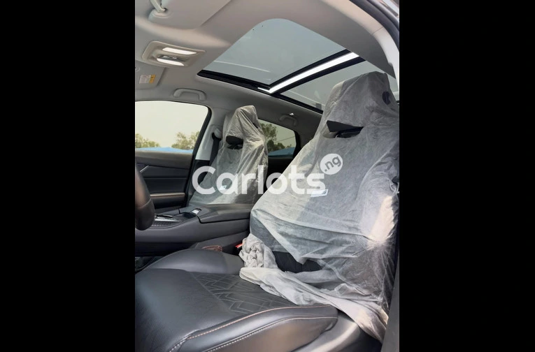 BRAND NEW 2023 Changan UNI-K for sale in Abuja, FCT - thumbnail 6