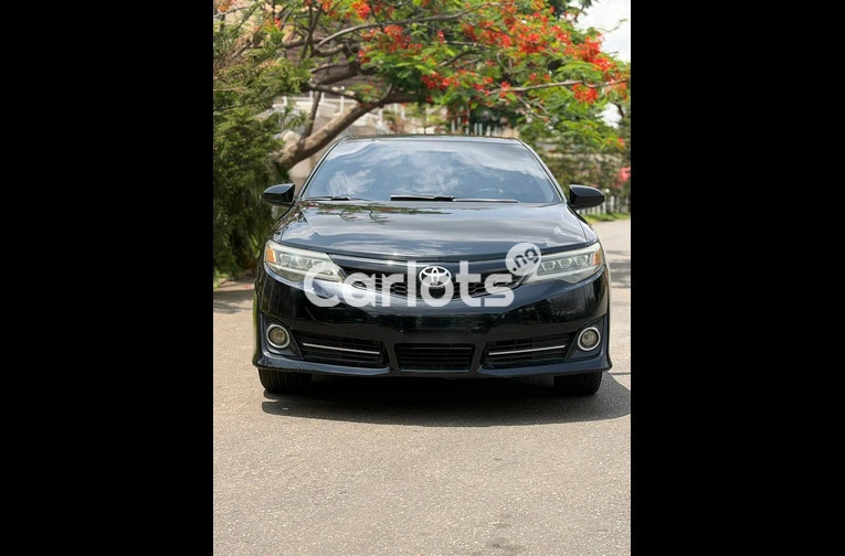 Nigerian used Toyota Camry 2013 - 1/7
