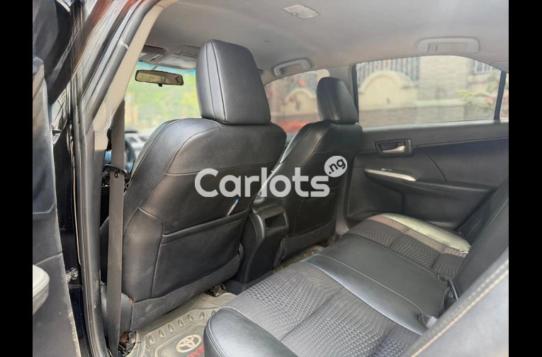 Nigerian used Toyota Camry 2013 - 4/7