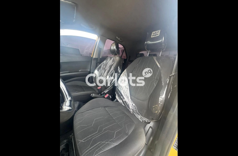 Nigerian Used 2013 KIA PICANTO for sale in Garki, FCT - photo 3 of 7