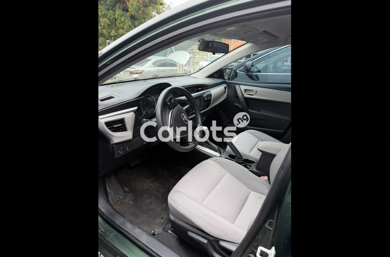 FOREIGN USED TOYOTA COROLLA 2014 MODEL for sale in Abuja, FCT - photo 4 of 7