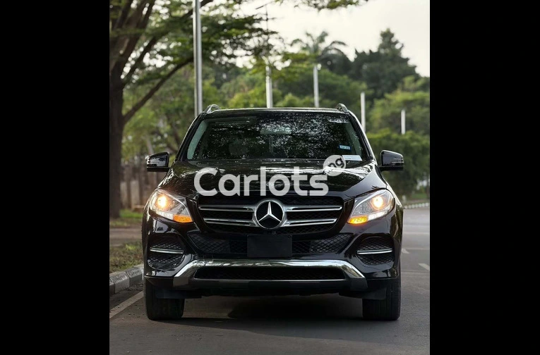 Foreign Used Clean 2017 Mercedes-Benz GLE350 for sale in Asokoro, FCT - thumbnail 2