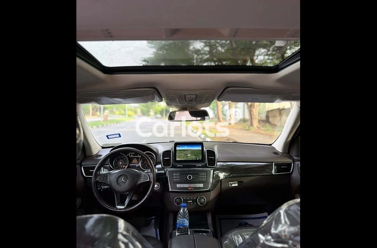 Foreign Used Clean 2017 Mercedes-Benz GLE350 for sale in Asokoro, FCT - photo 5 of 7