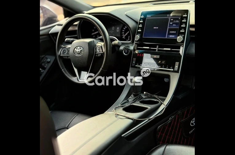 Foreign Used Toyota Avalon 2021 for sale in Abuja - photo 4 of 7