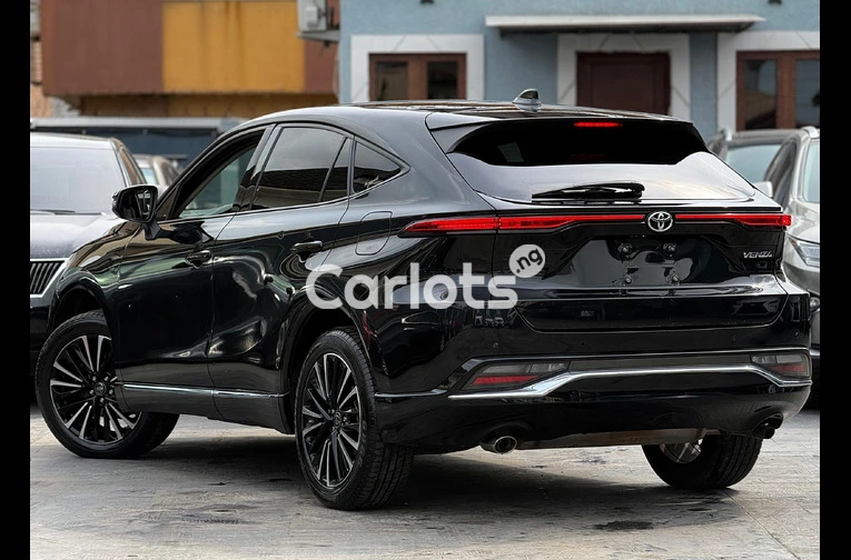 2024 Toyota Venza Foreign used Accident for sale in Oshodi, Lagos - photo 5 of 7