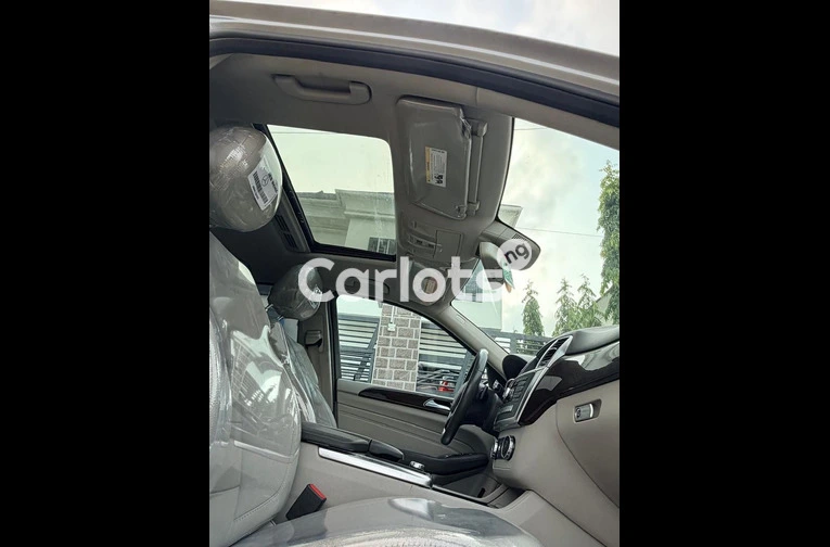 Nigerian Used MERCEDES BENZ ML350 2014 for sale in Lekki, Lagos - thumbnail 2