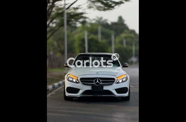 2016 Mercedes-Benz C350 - 2/7