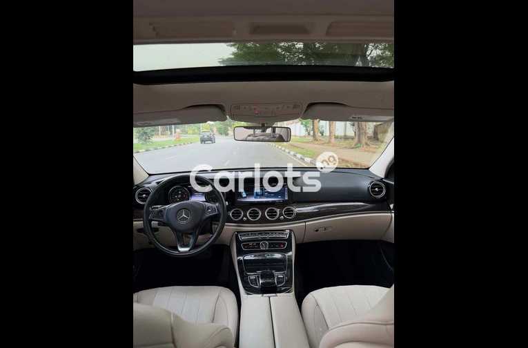 Foreign Used 2017 Mercedes-Benz E300 for sale in Asokoro, FCT - thumbnail 5