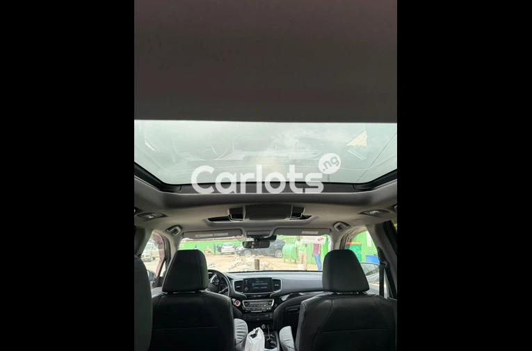 2019 Honda Pilot Elite AWD Foreign used for sale in Ikeja, Lagos - thumbnail 4