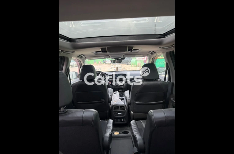2019 Honda Pilot Elite AWD Foreign used - 5/7