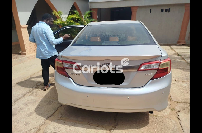 2014 TOYOTA CAMRY XLE for sale in Kaduna, Kaduna - thumbnail 7