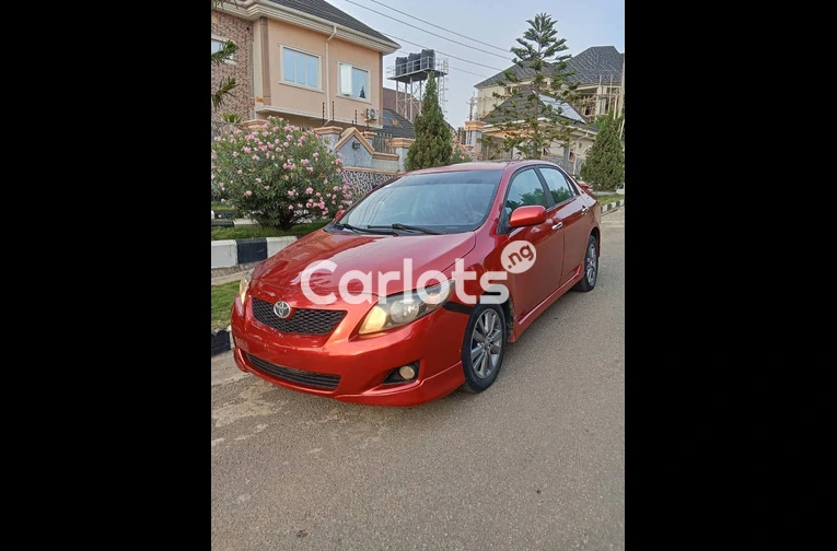 2010 TOYOTA COROLLA S