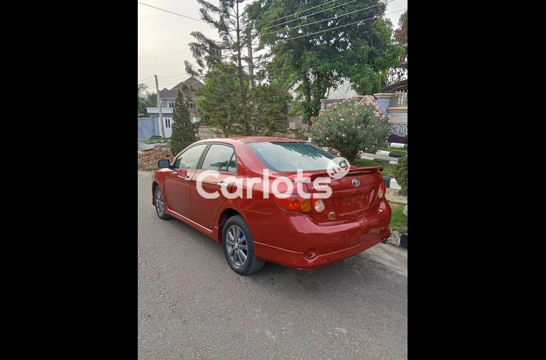 Nigerian Used 2010 TOYOTA COROLLA S for sale in Abuja, FCT - thumbnail 6