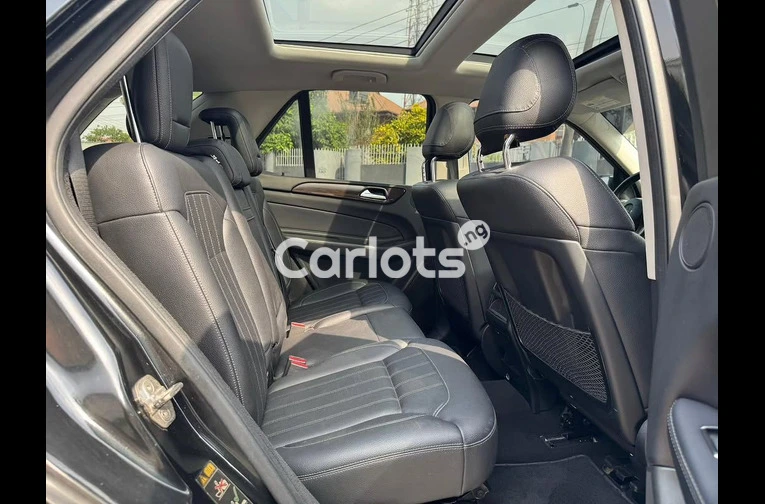 REGISTERED 2016 MERCEDES-BENZ GLE350 - 4