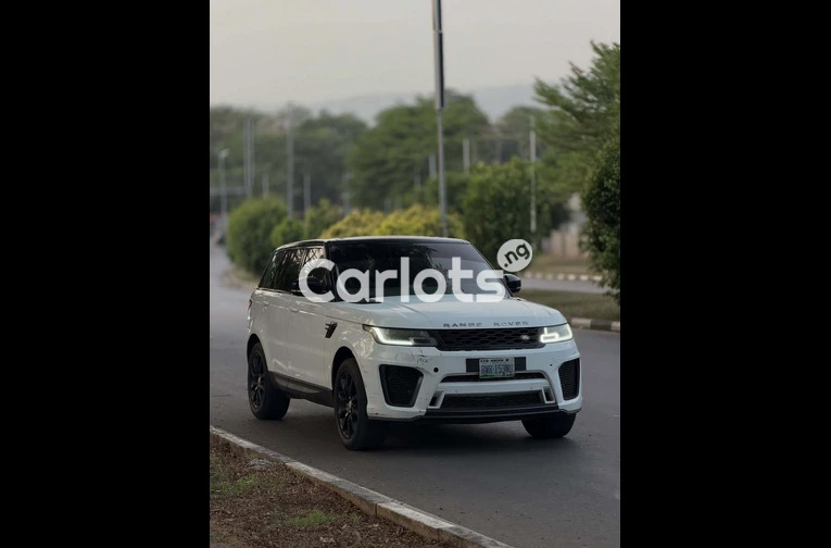 Foreign Used 2017 Range Rover Sport Supercharged for sale in Asokoro, FCT - thumbnail 3