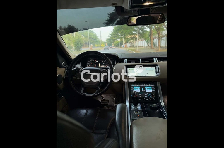 Foreign Used 2017 Range Rover Sport Supercharged for sale in Asokoro, FCT - thumbnail 4