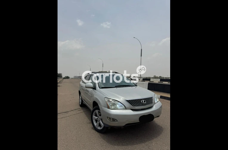 Nigerian Used TOKS STANDARD FIRST BODY 2007 LEXUS RX350 for sale in Abuja, FCT - thumbnail 2
