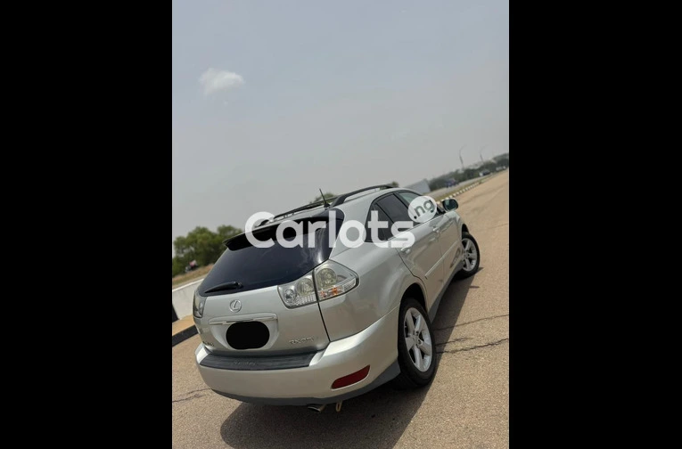 Nigerian Used TOKS STANDARD FIRST BODY 2007 LEXUS RX350 for sale in Abuja, FCT - photo 6 of 6