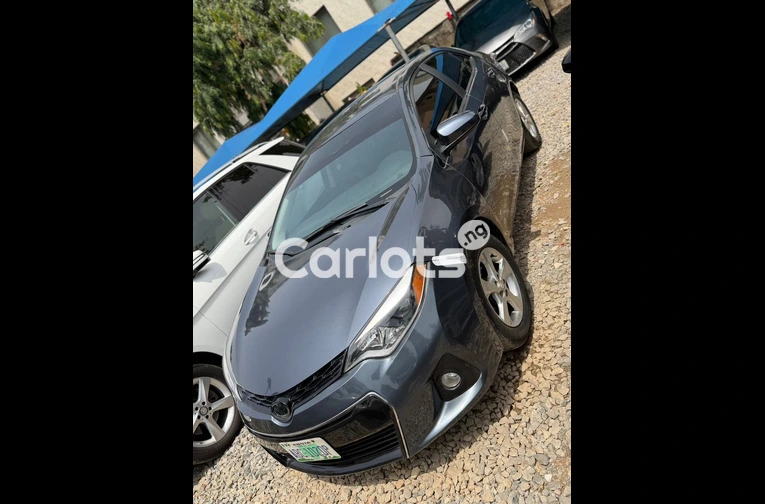 Clean Nigerian used Toyota Corolla 2014 model for sale in Abuja, FCT - thumbnail 5