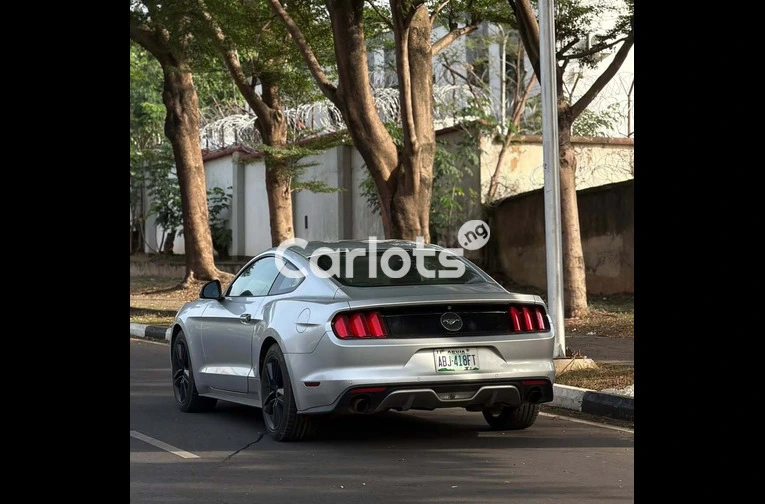 2015 FORD MUSTANG - 6/7