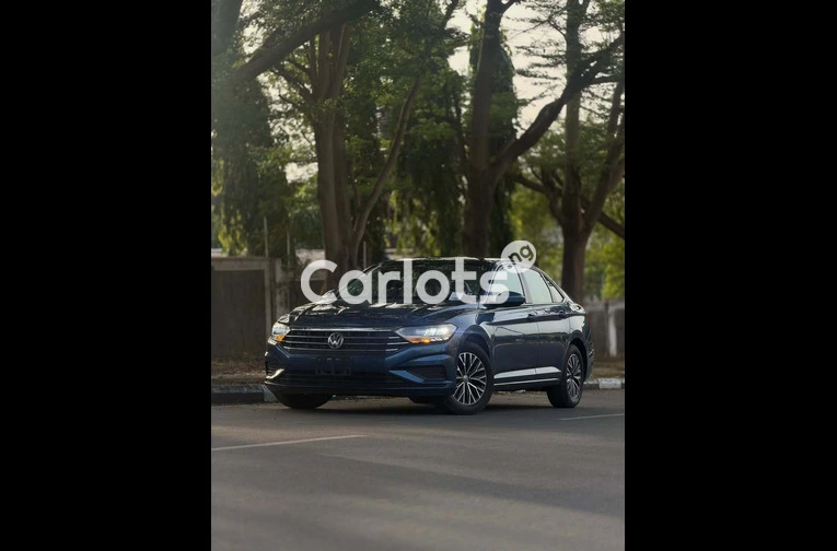2019 VOLKSWAGEN JETTA - 1/7