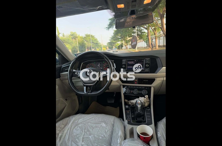 2019 VOLKSWAGEN JETTA - 4/7