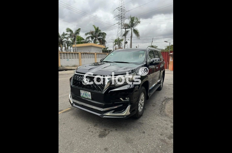 PREMIUM DIRECT 2015 TOYOTA LANDCRUISER PRADO V6 - 1/7