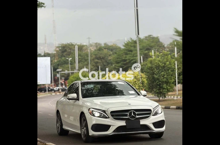 2015 MERCEDES-BENZ C400 - 3/7