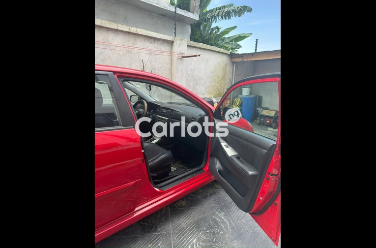 Nigerian Used 2006 Toyota Corolla Hatchback for sale in Rumu-Igbo, Rivers - photo 4 of 7