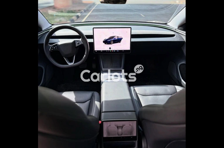 FOREIGN USED 2024 TESLA MODEL 3 for sale in Abuja - thumbnail 4