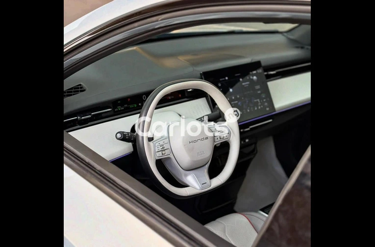 FOREIGN USED 2024 HONDA e:NS2 FULLY ELECTRIC - 4/7