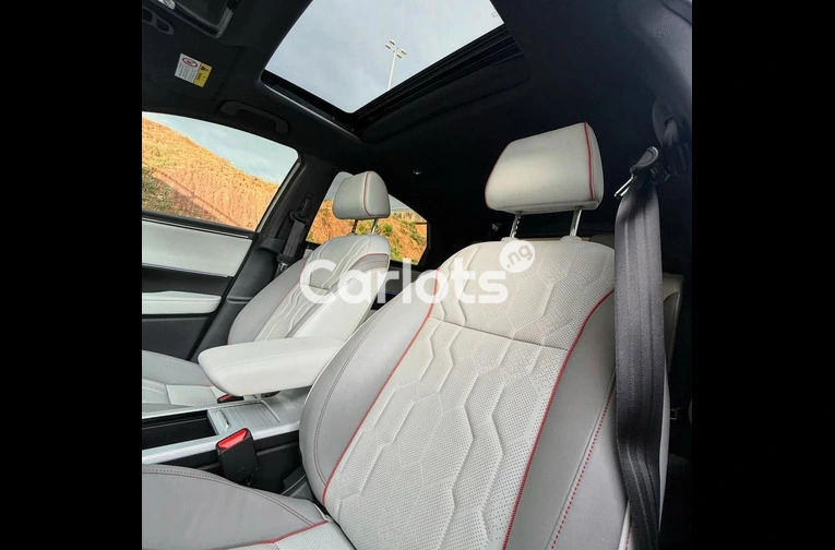 FOREIGN USED 2024 HONDA e:NS2 FULLY ELECTRIC - 5/7