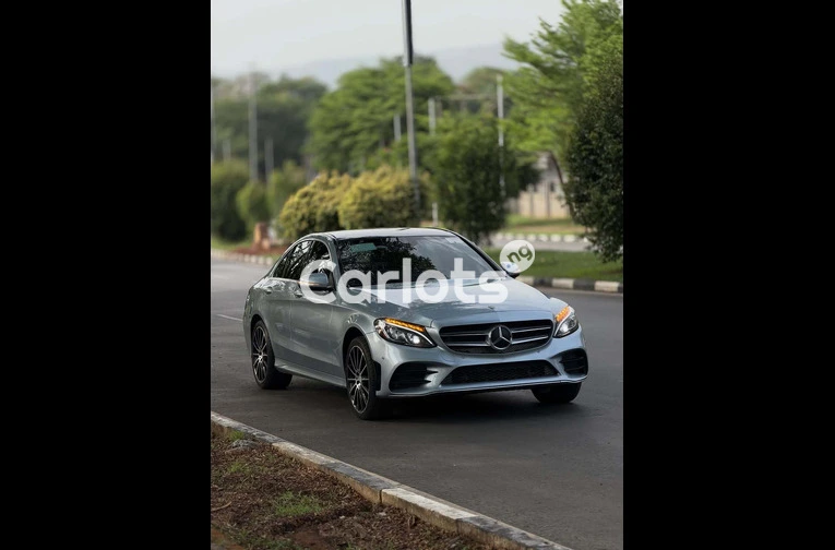 2012 MERCEDES-BENZ C300 - 3/7