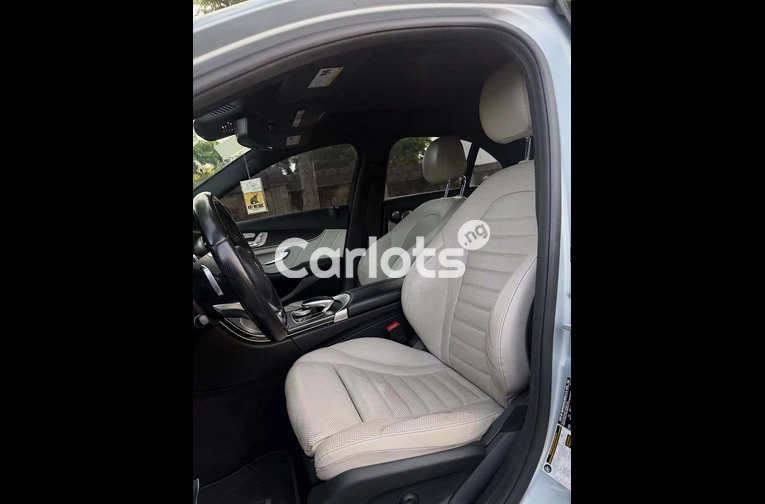 2012 MERCEDES-BENZ C300 - 6/7