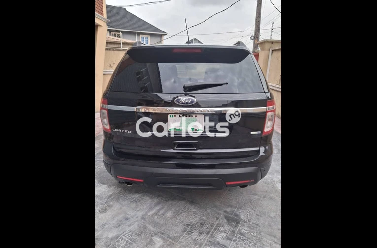 Nigerian used 2013 Ford Explorer for sale in Gbagada, Lagos - thumbnail 3