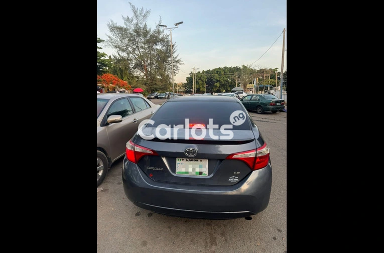 2015 CLEAN USED COROLLA for sale in Abuja, FCT - thumbnail 6