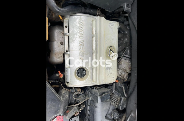 Clean 2005 Lexus Rx 330 - 7/7
