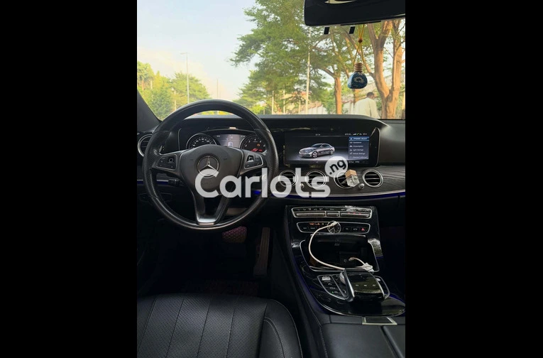 Foreign Used 2016 MERCEDES-BENZ E300 for sale in Asokoro, FCT - photo 4 of 7