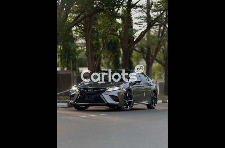 2018 TOYOTA CAMRY XSE for sale in Asokoro
